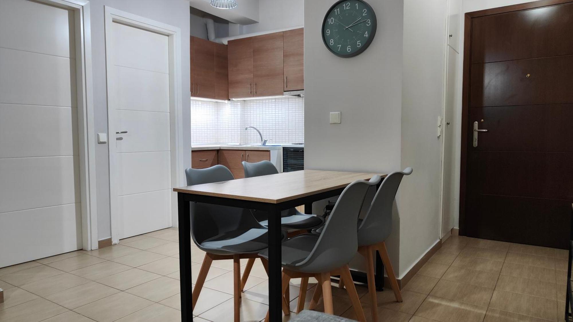 Rock & Roll 1 - Modern Apartment In Trikala Exterior foto